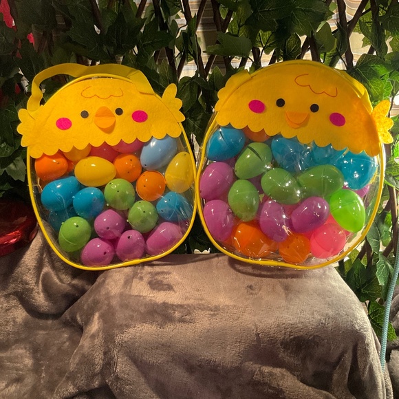 2 New Zippered Chick Easter Egg Value Bags  - 2 Bags & 80 Plastic Eggs - Picture 2 of 13
